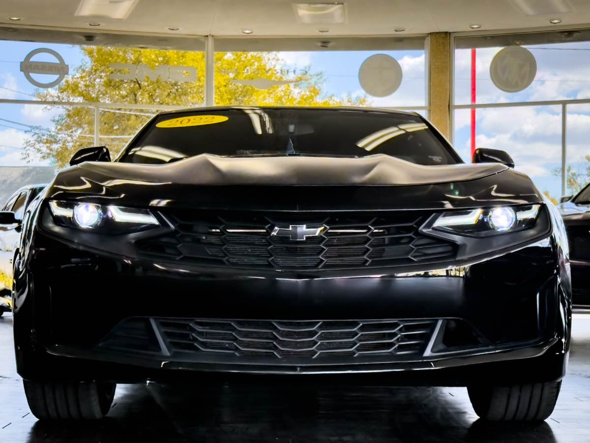 2022 Chevrolet Camaro LT1 photo 4