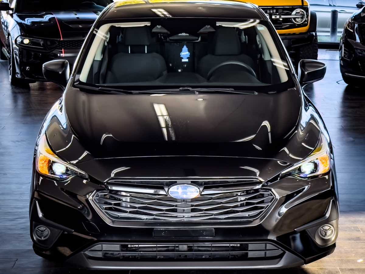 2024 Subaru Impreza Base photo 3