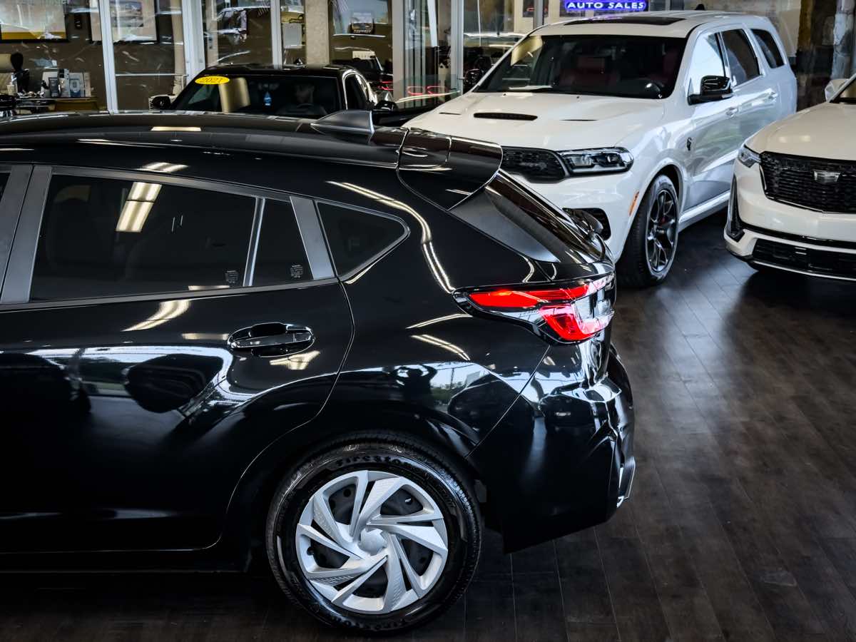 2024 Subaru Impreza Base photo 8
