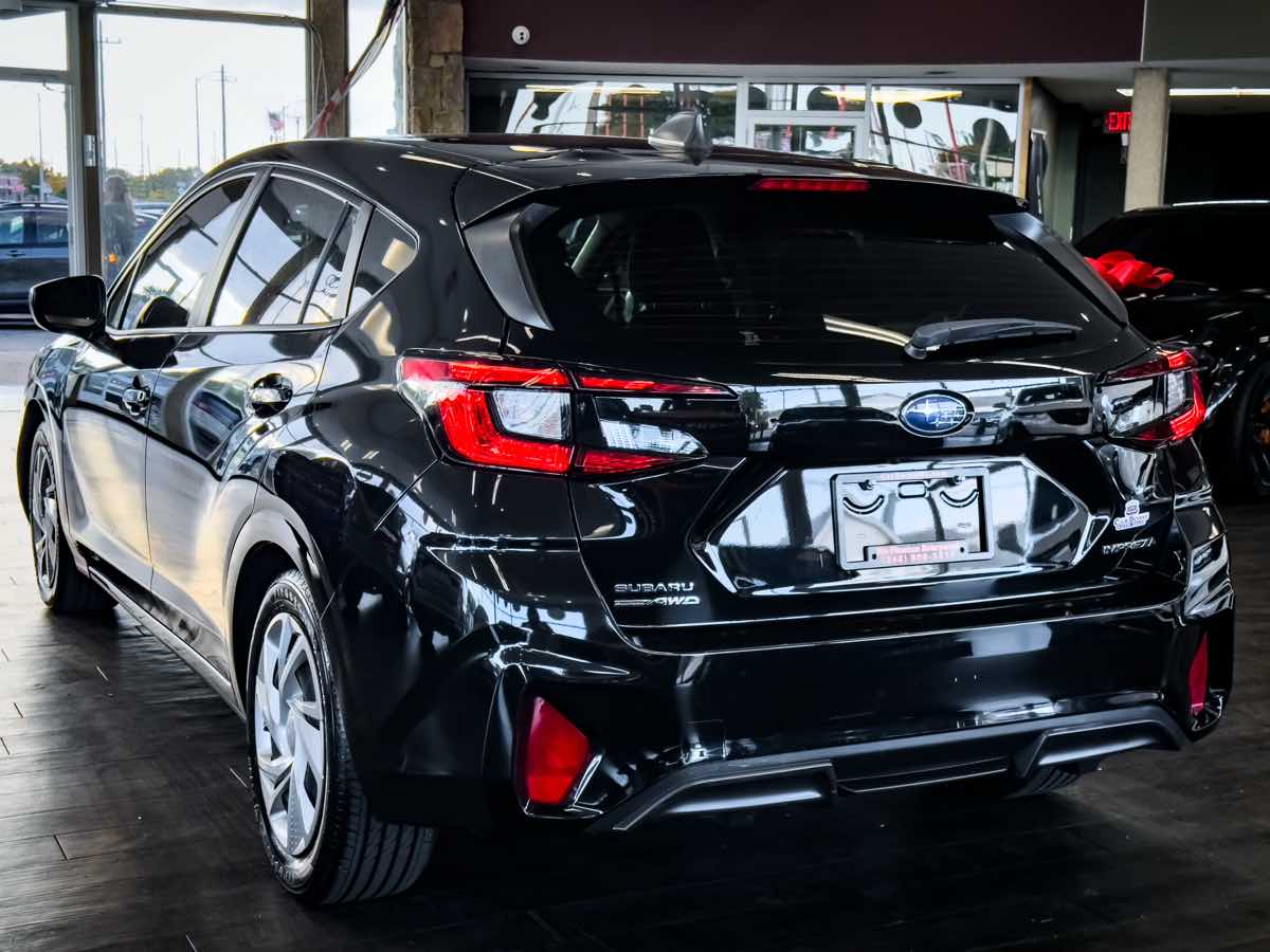 2024 Subaru Impreza Base photo 9
