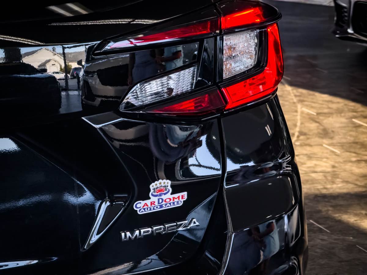 2024 Subaru Impreza Base photo 15
