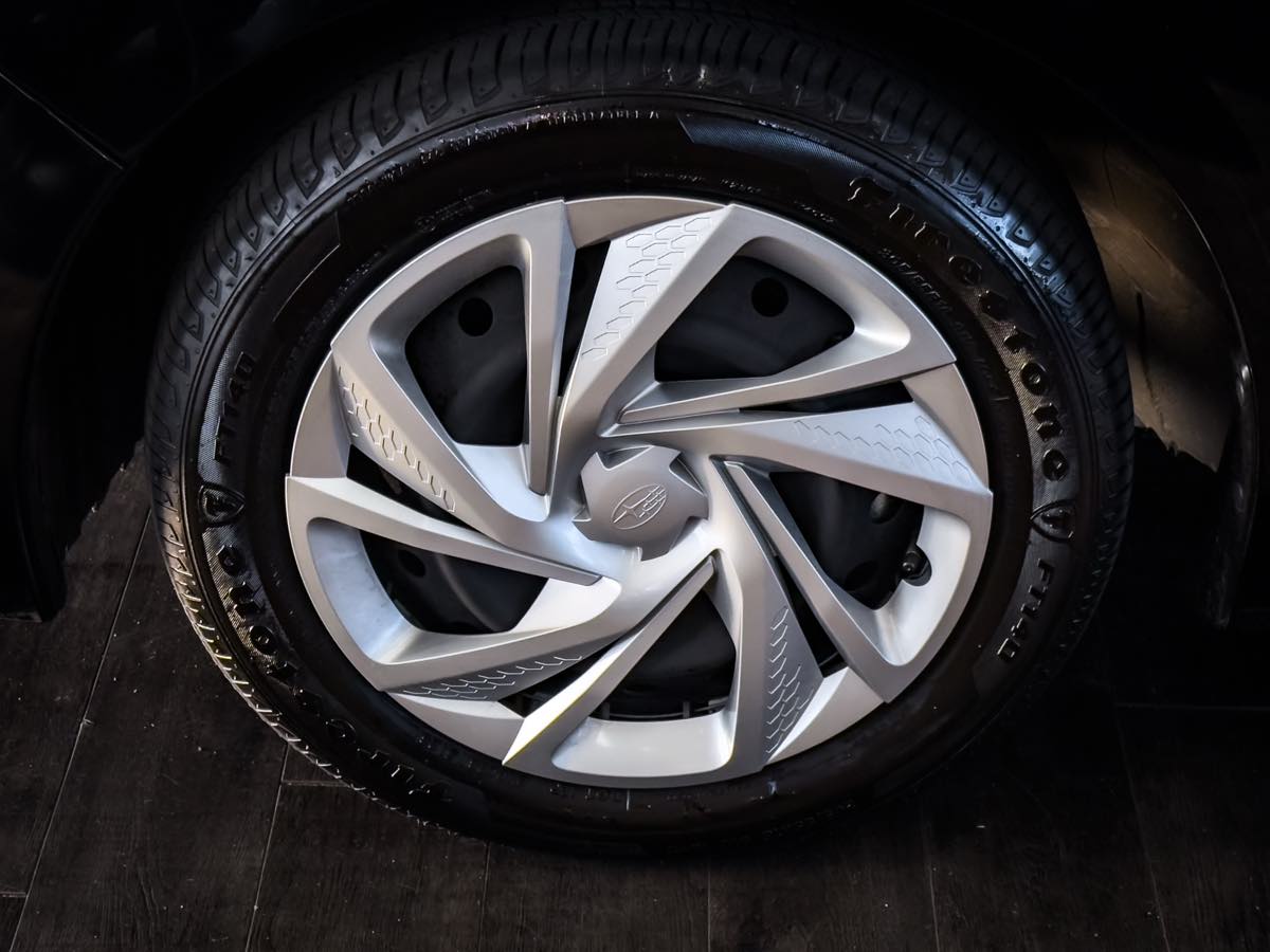 2024 Subaru Impreza Base photo 17