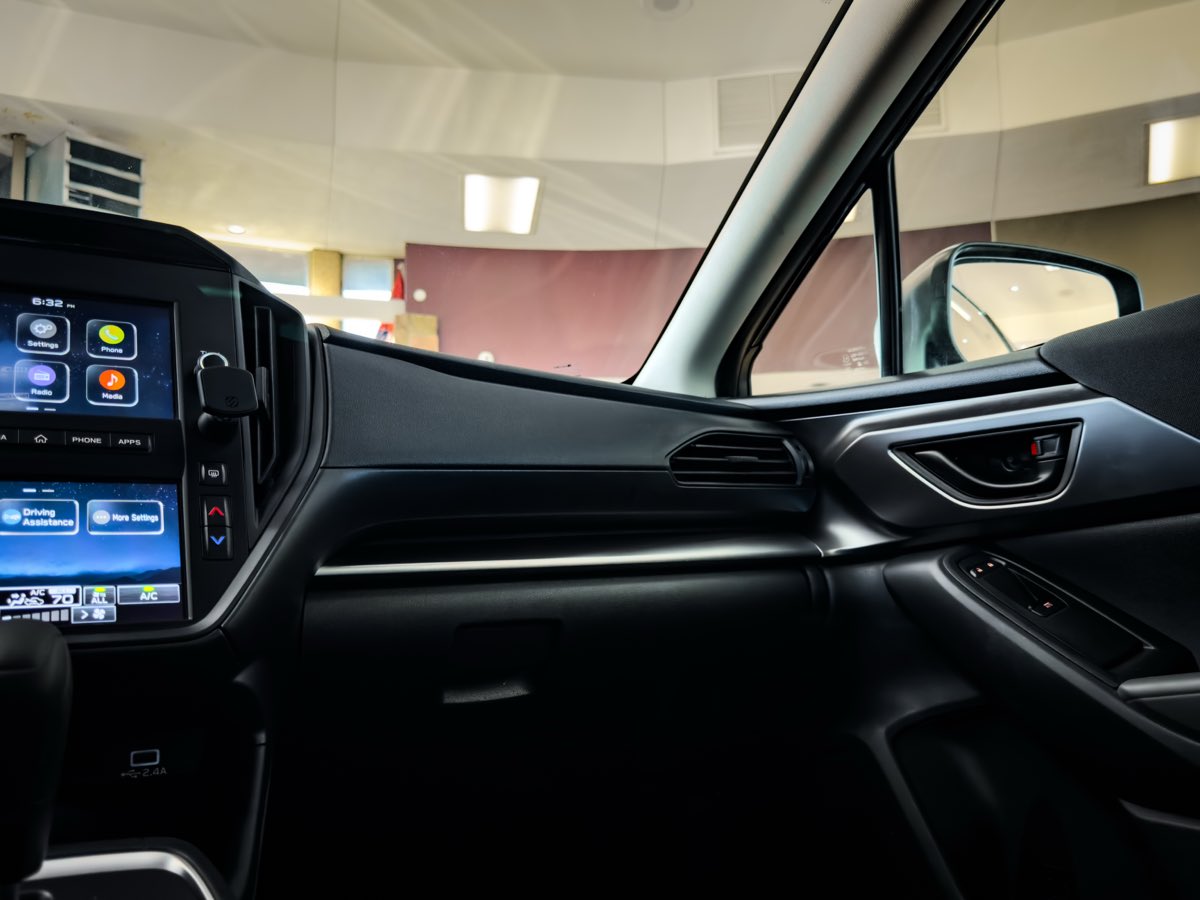 2024 Subaru Impreza Base photo 29