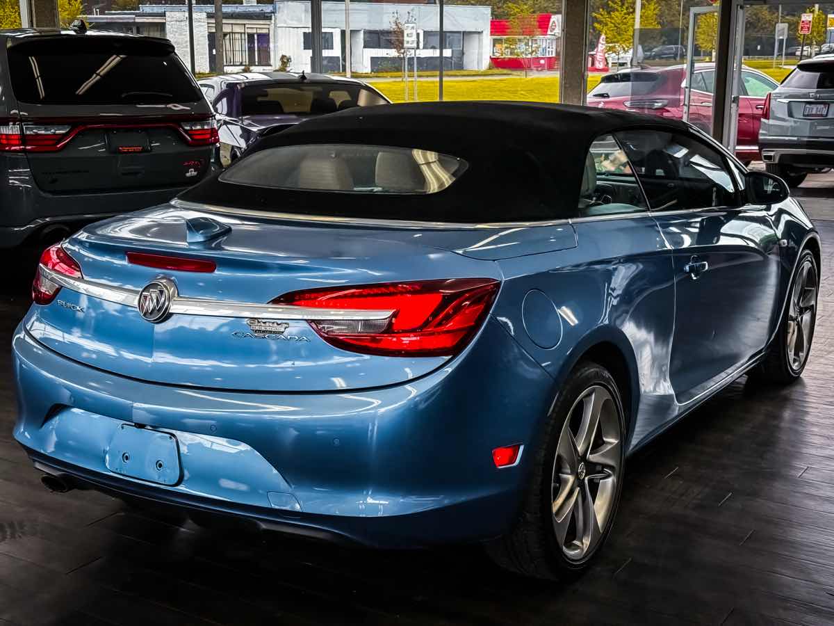 2017 Buick Cascada photo 12