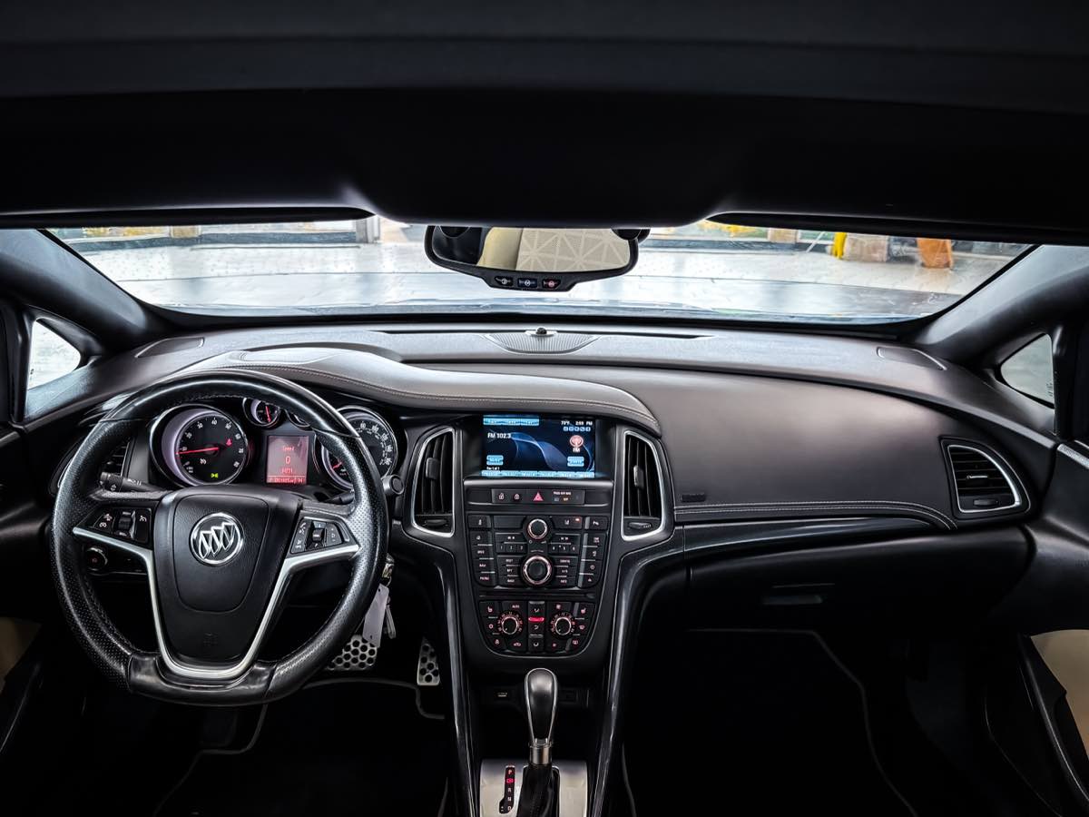 2017 Buick Cascada photo 26