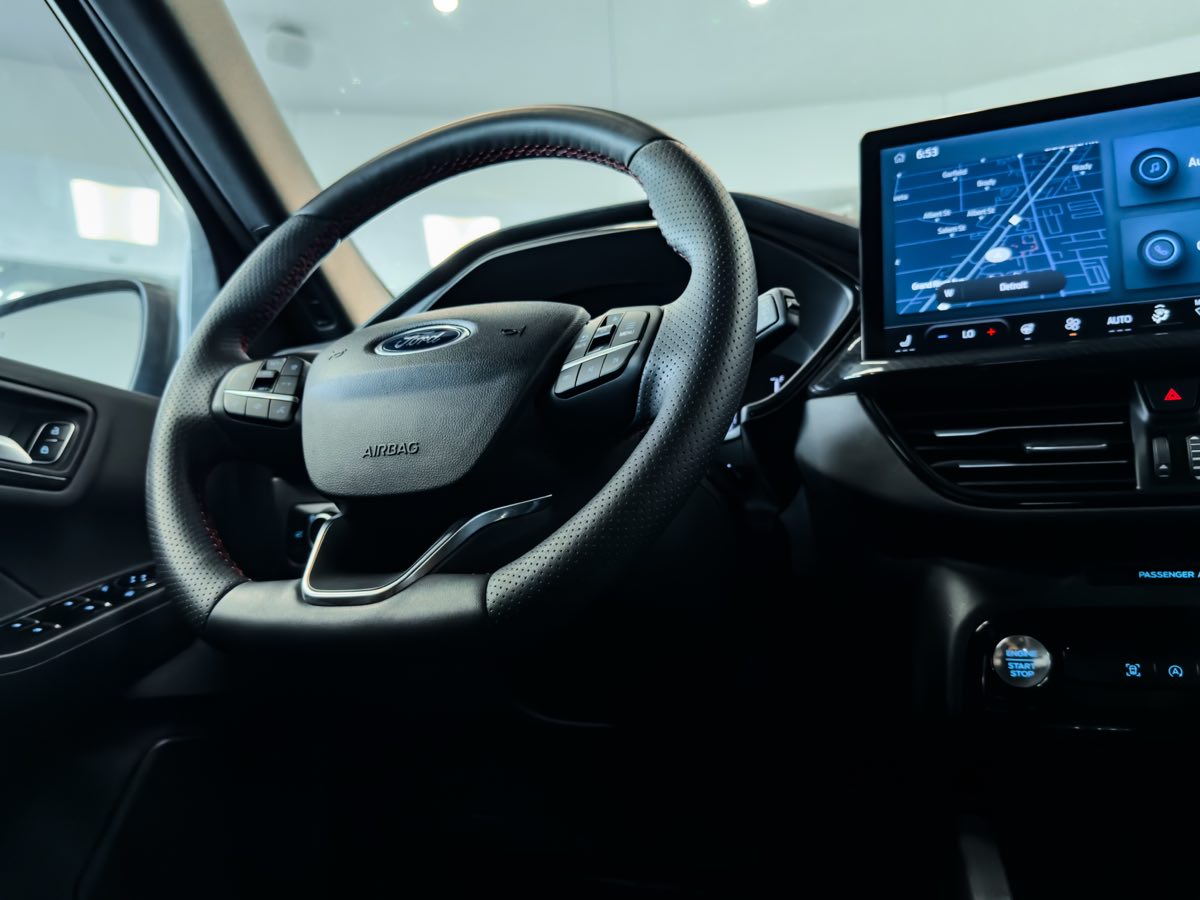 2024 Ford Escape ST-Line photo 28