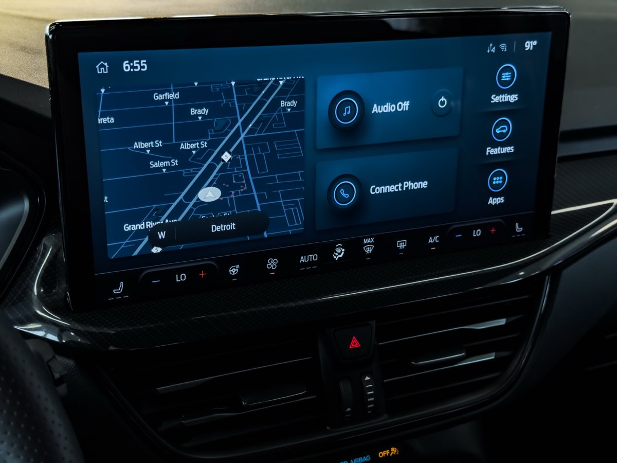2024 Ford Escape ST-Line photo 36