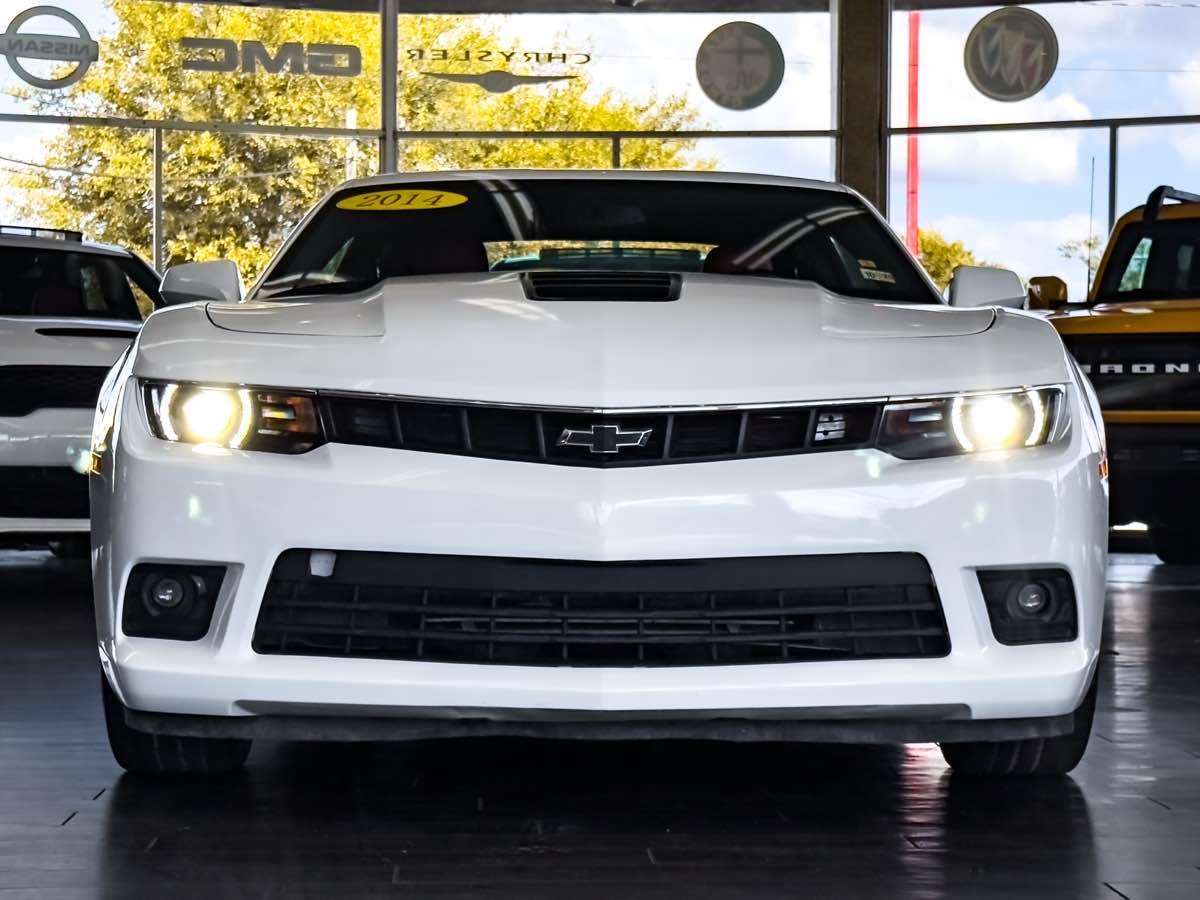 2014 Chevrolet Camaro SS photo 3