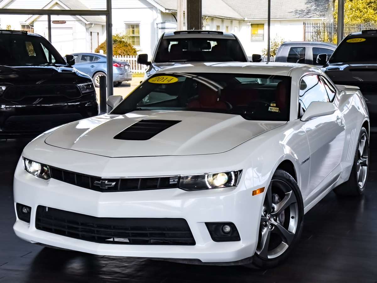 2014 Chevrolet Camaro SS photo 5