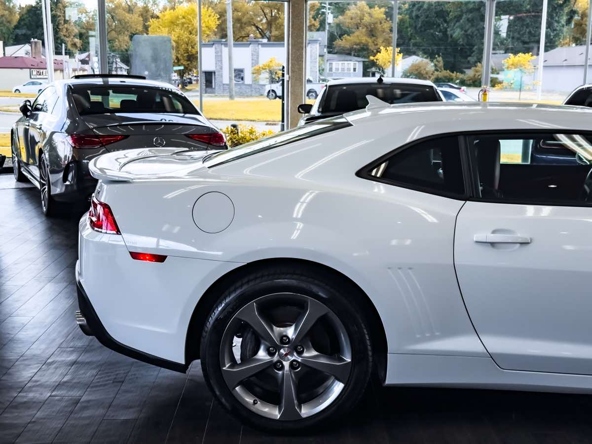 2014 Chevrolet Camaro SS photo 11