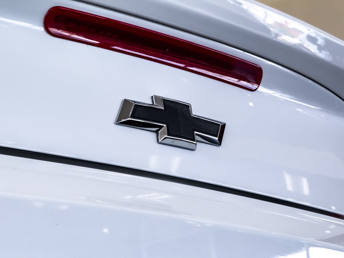 2014 Chevrolet Camaro SS photo 14
