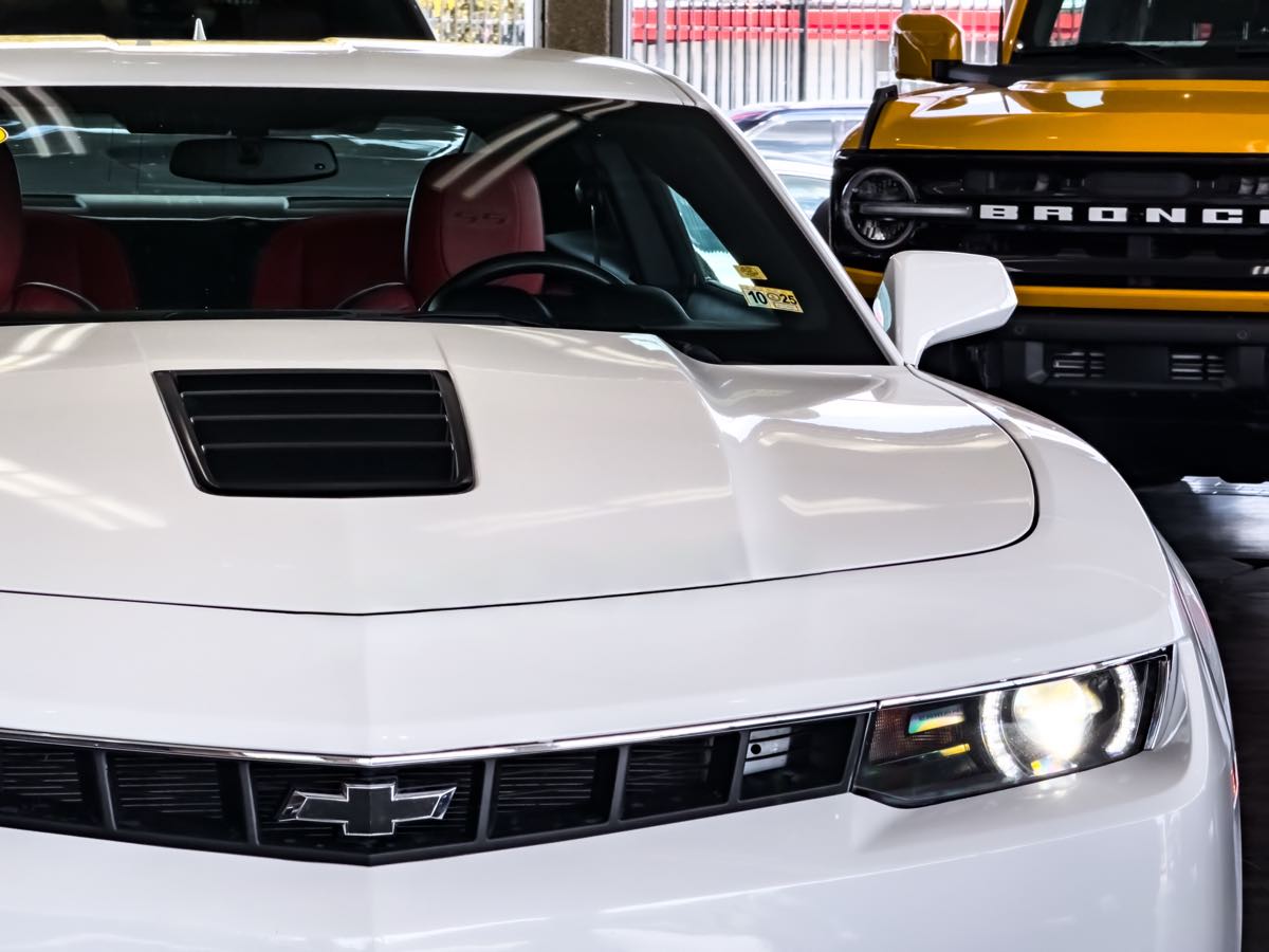 2014 Chevrolet Camaro SS photo 17
