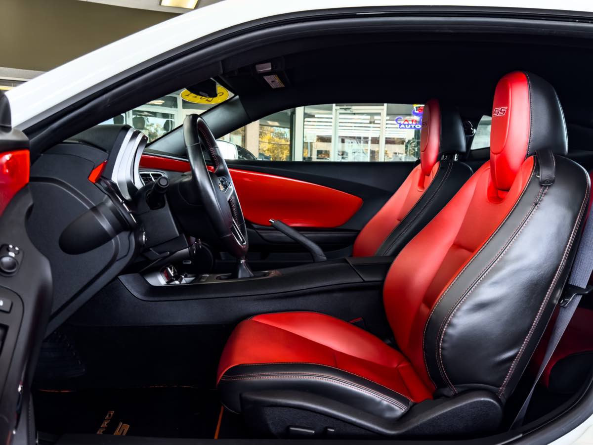2014 Chevrolet Camaro SS photo 24