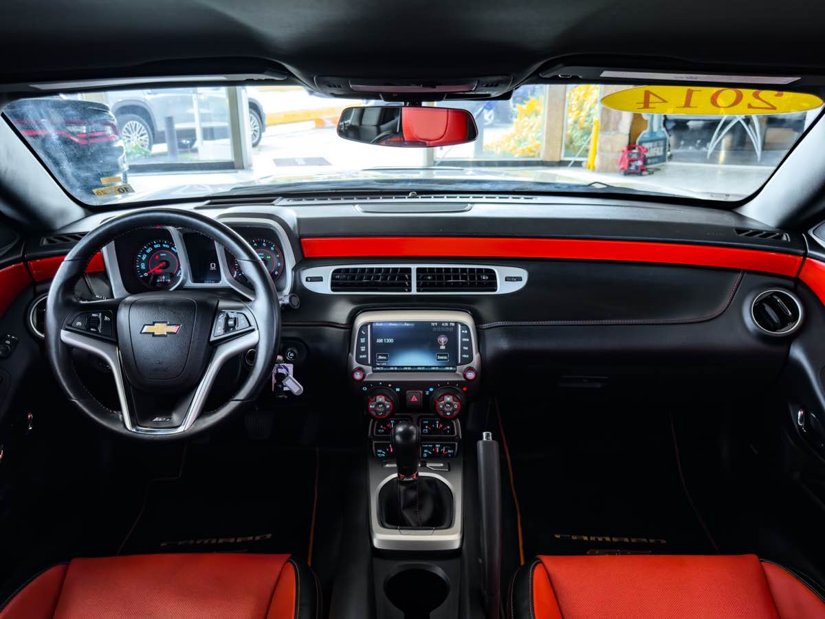 2014 Chevrolet Camaro SS photo 27
