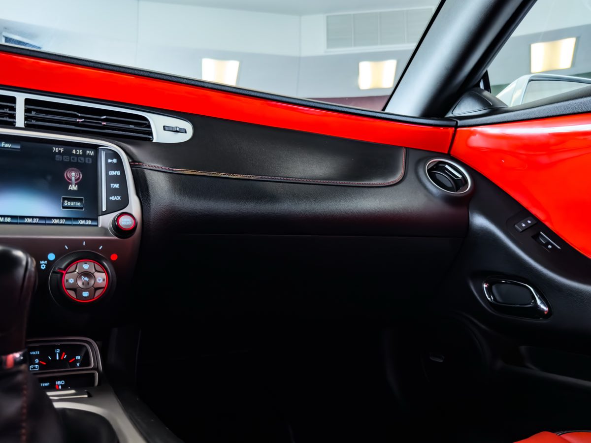 2014 Chevrolet Camaro SS photo 28