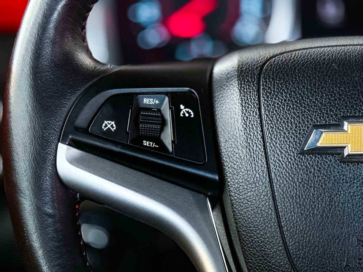 2014 Chevrolet Camaro SS photo 31