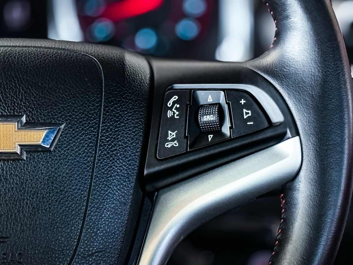 2014 Chevrolet Camaro SS photo 32