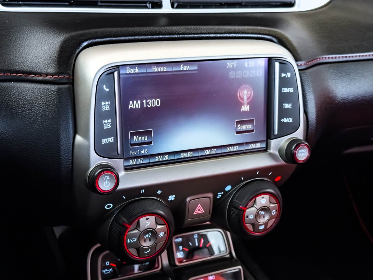 2014 Chevrolet Camaro SS photo 36