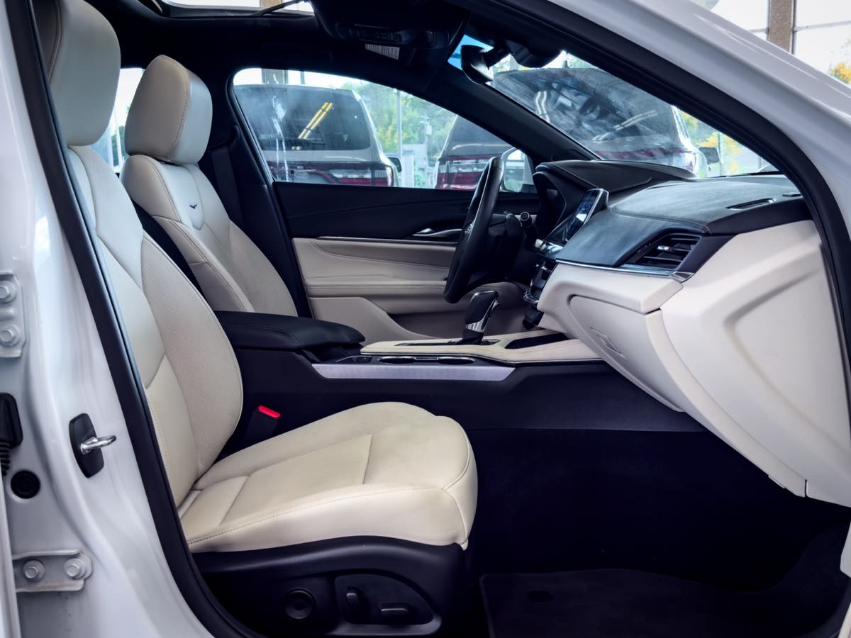 2024 Cadillac CT4 Premium Luxury photo 25