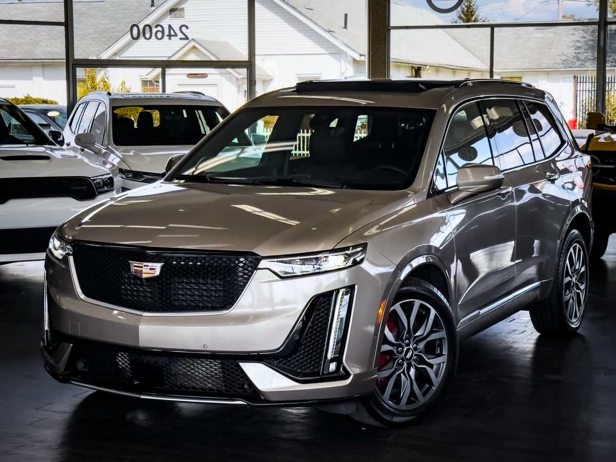 2023 Cadillac XT6 Sport photo 6