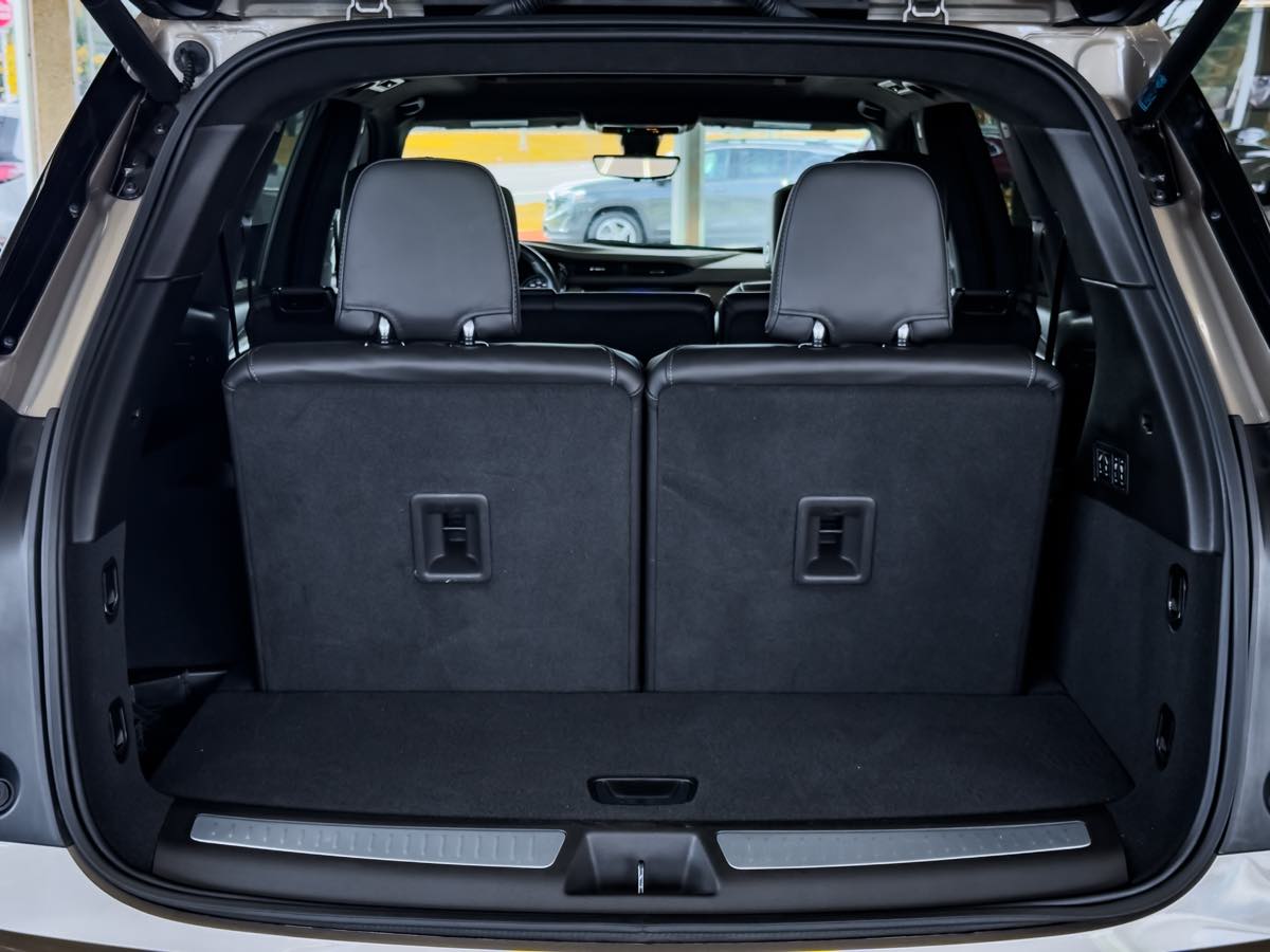 2023 Cadillac XT6 Sport photo 25