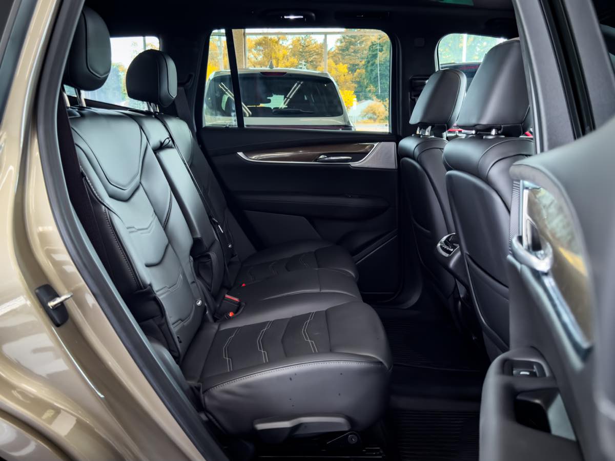 2023 Cadillac XT6 Sport photo 26