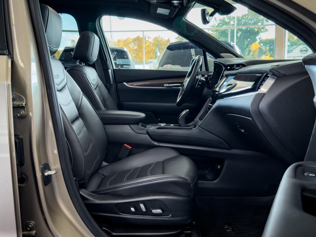 2023 Cadillac XT6 Sport photo 27