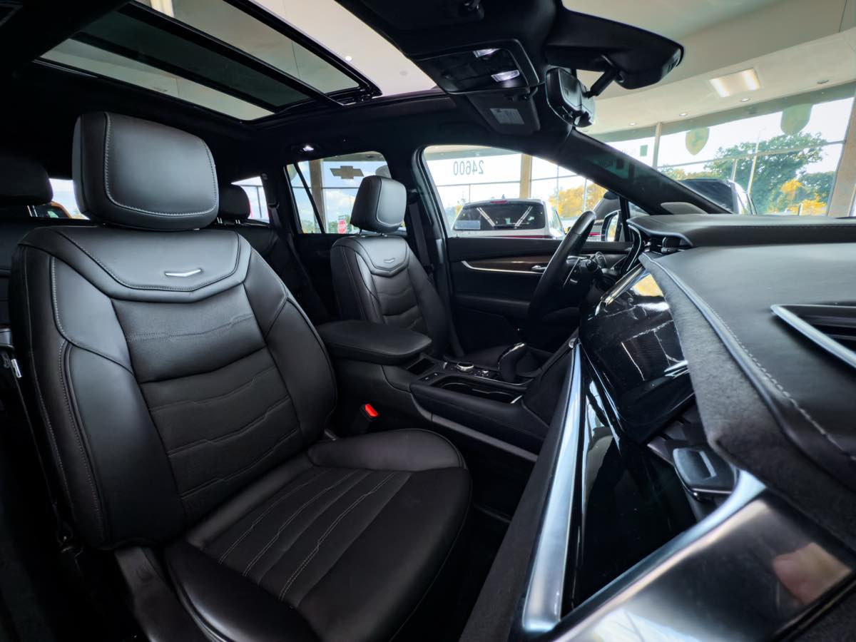 2023 Cadillac XT6 Sport photo 28