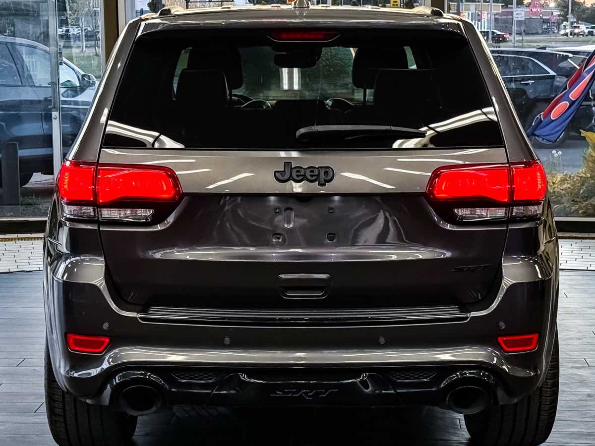 2019 Jeep Grand Cherokee SRT8 photo 7