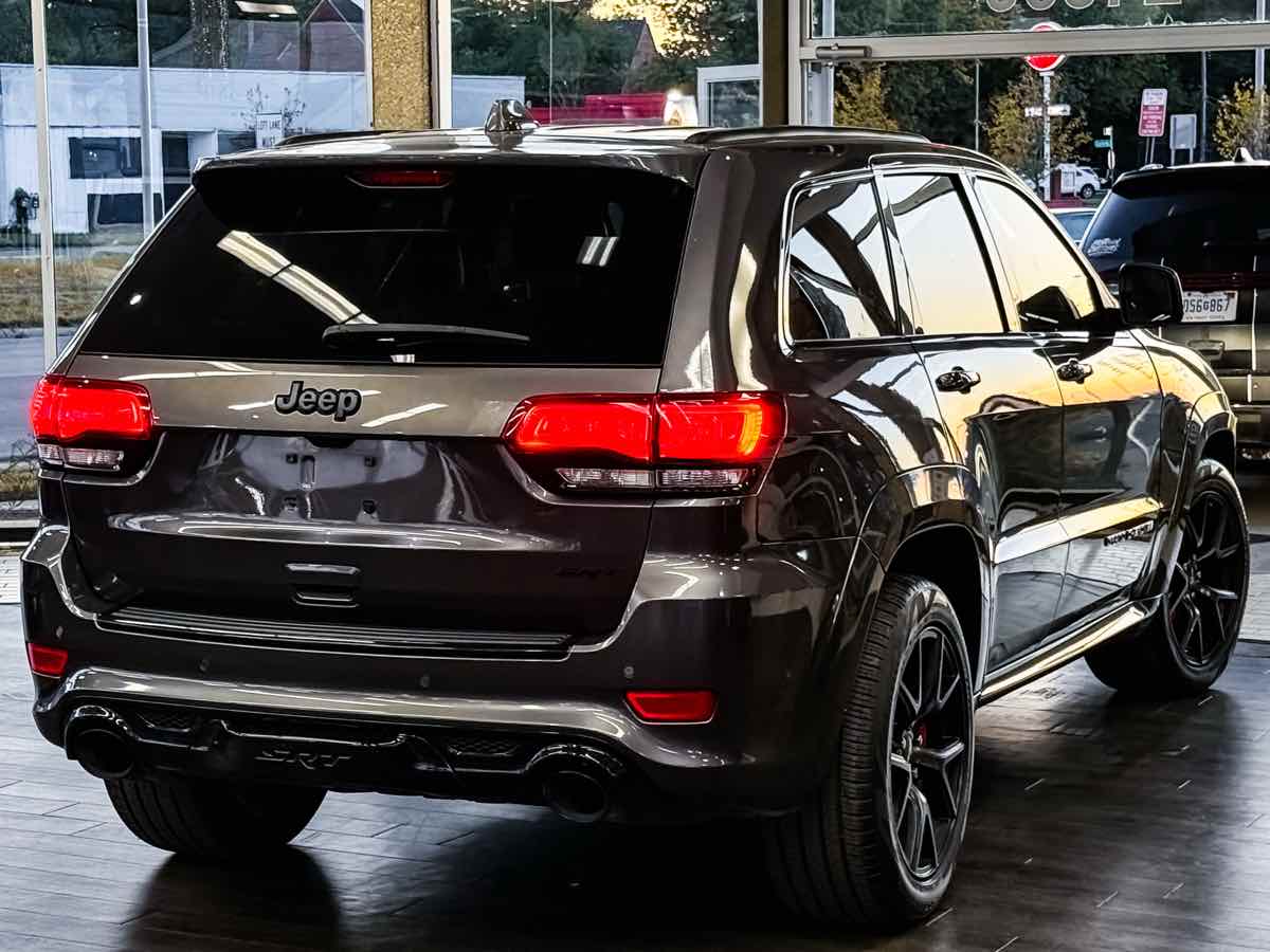 2019 Jeep Grand Cherokee SRT8 photo 8