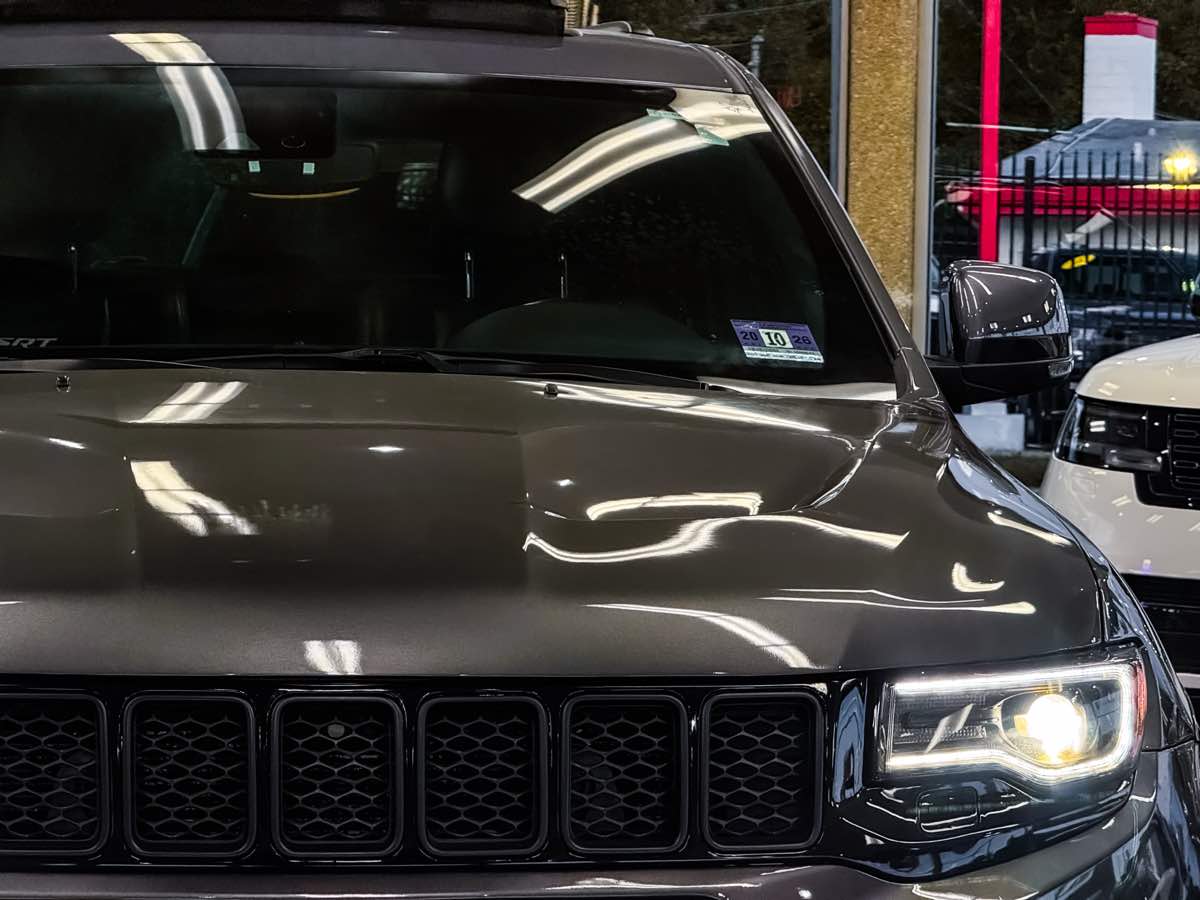 2019 Jeep Grand Cherokee SRT8 photo 13