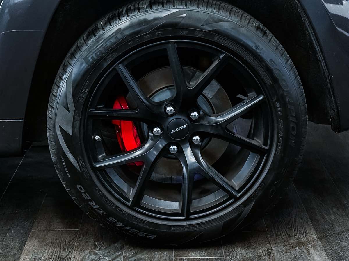 2019 Jeep Grand Cherokee SRT8 photo 15