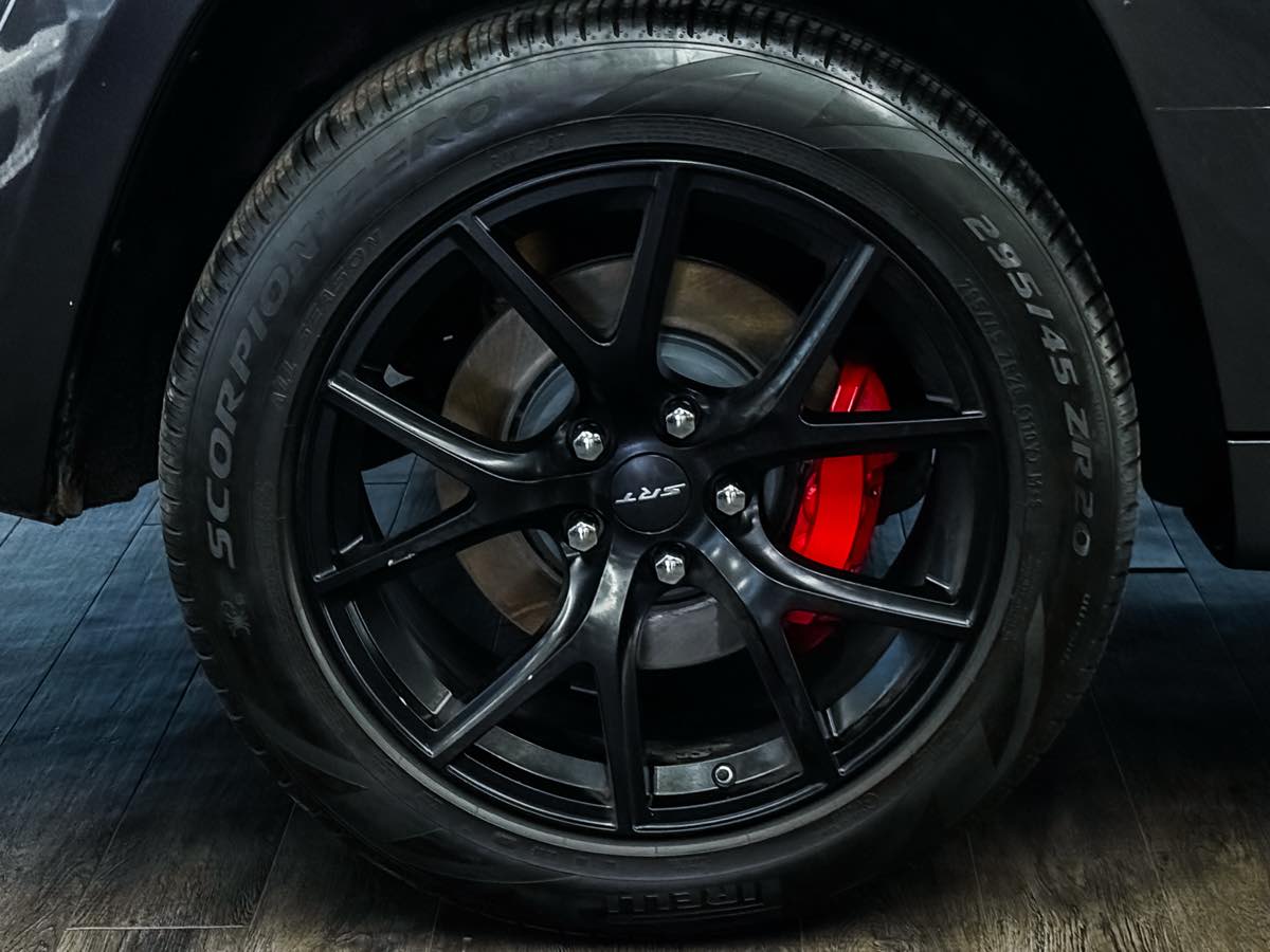 2019 Jeep Grand Cherokee SRT8 photo 16