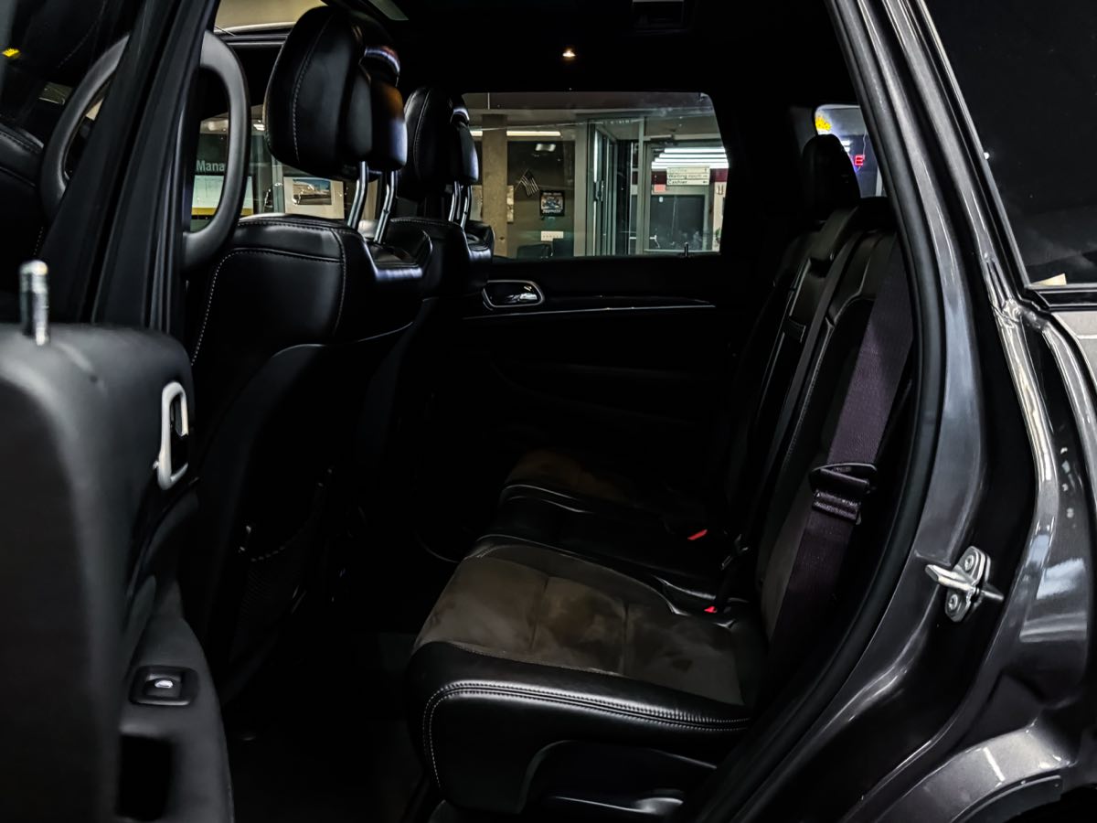 2019 Jeep Grand Cherokee SRT8 photo 21