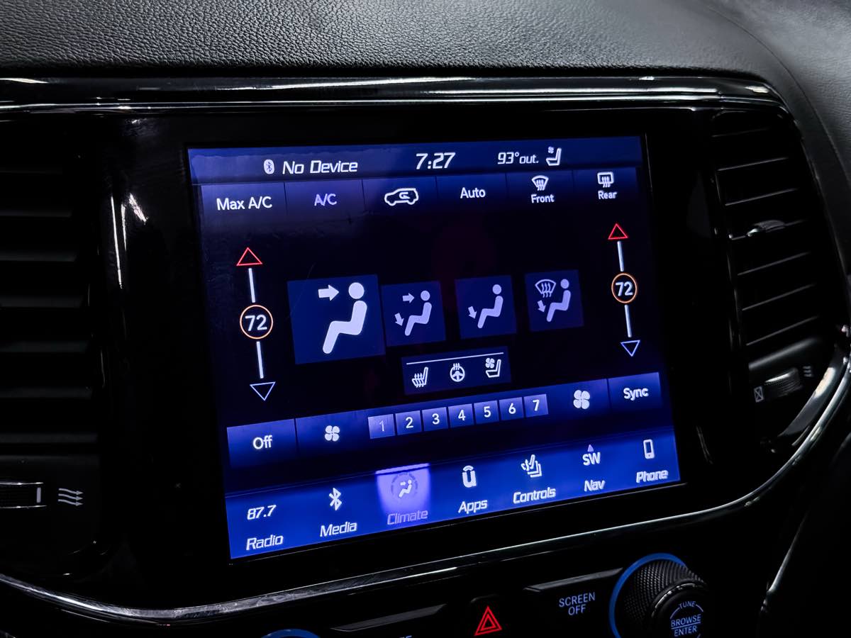 2019 Jeep Grand Cherokee SRT8 photo 38