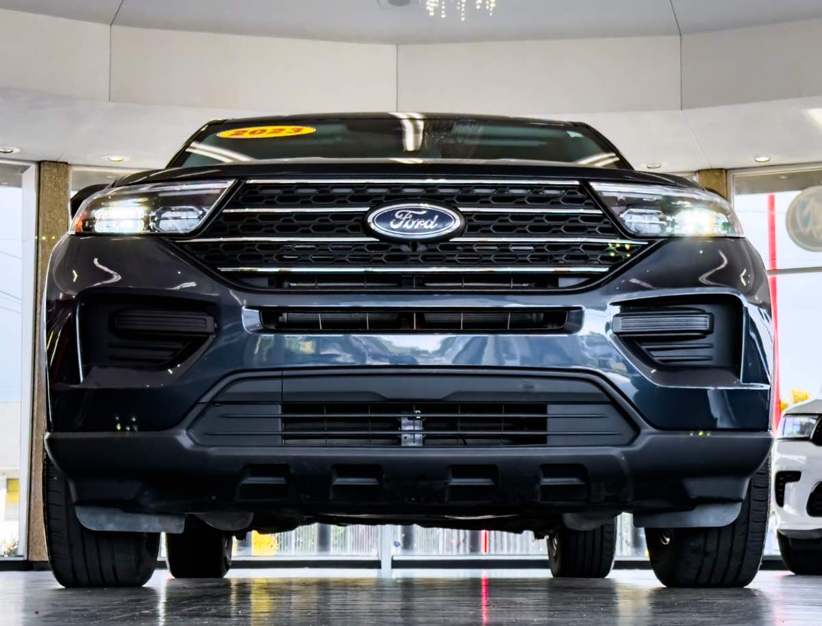 2023 Ford Explorer XLT photo 4