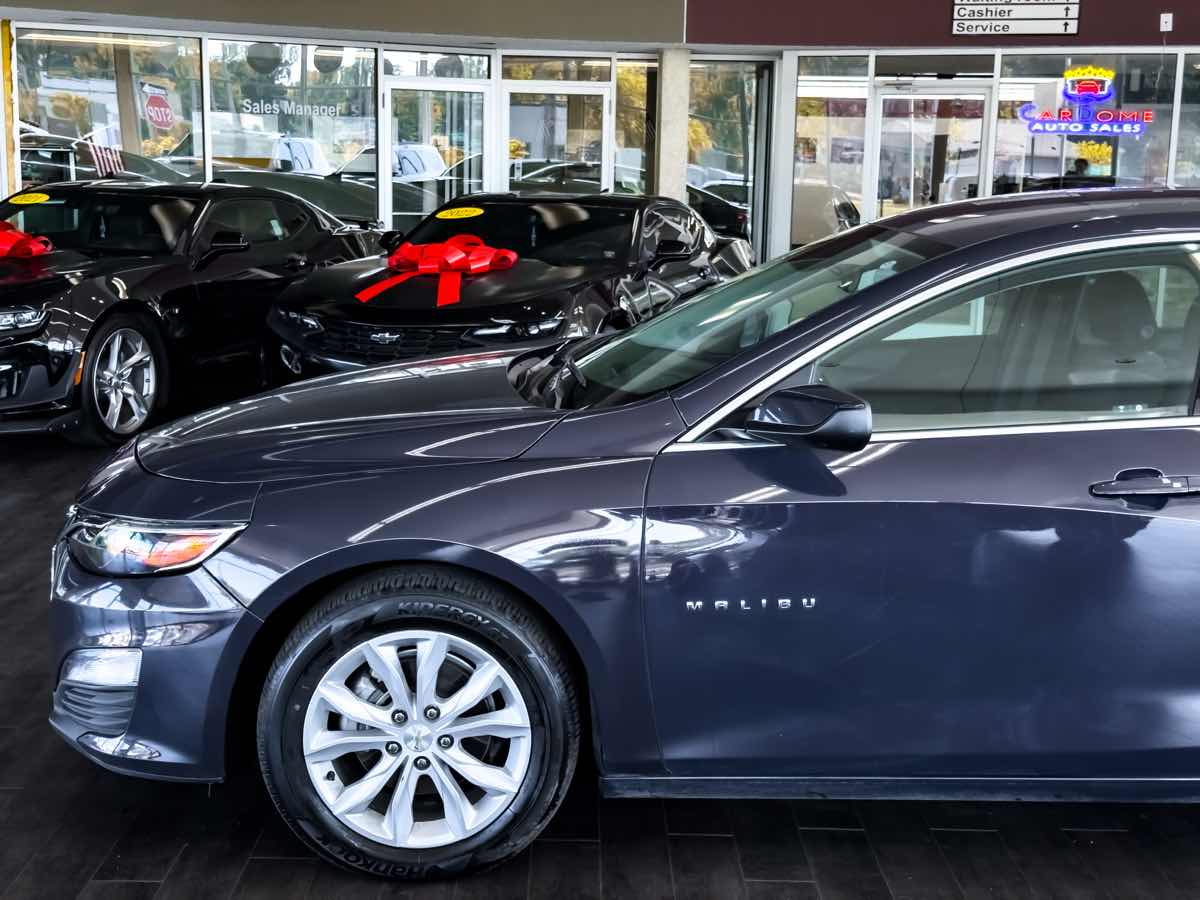 2025 Chevrolet Malibu 1LT photo 5