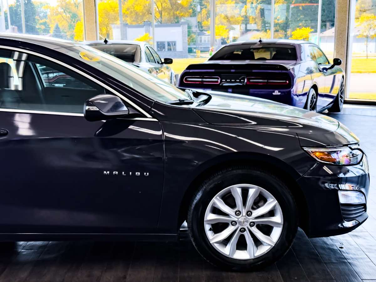 2025 Chevrolet Malibu 1LT photo 11