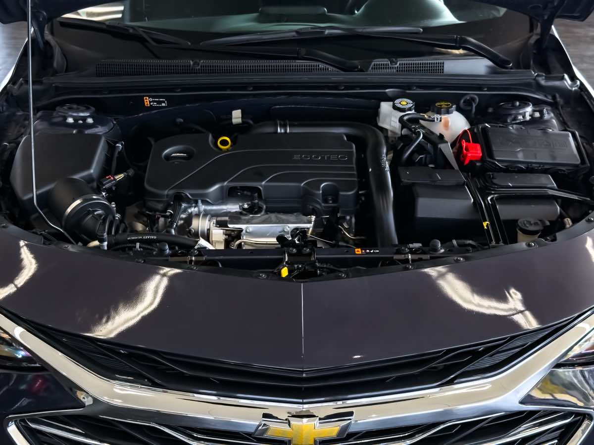 2025 Chevrolet Malibu 1LT photo 17