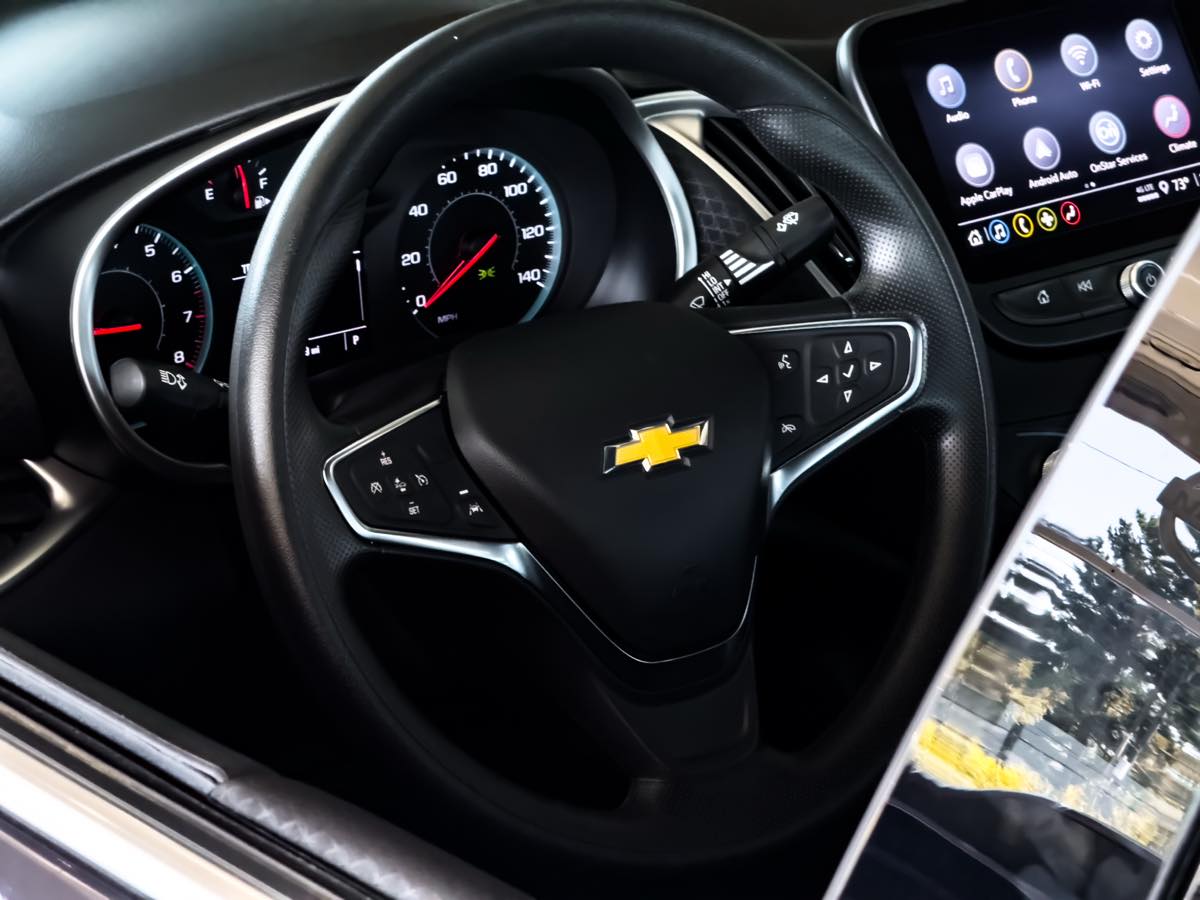 2025 Chevrolet Malibu 1LT photo 18
