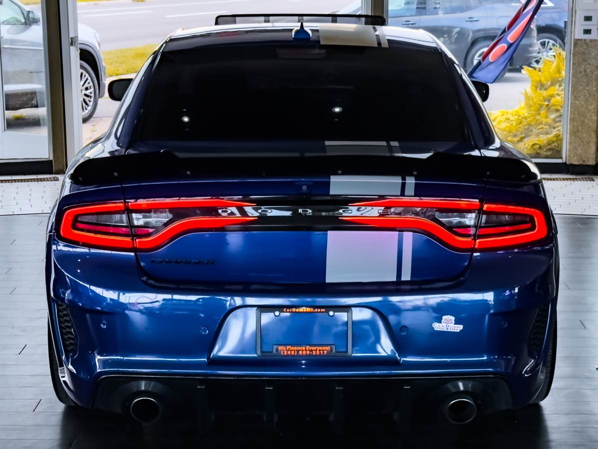 2022 Dodge Charger Scat Pack Widebody photo 11