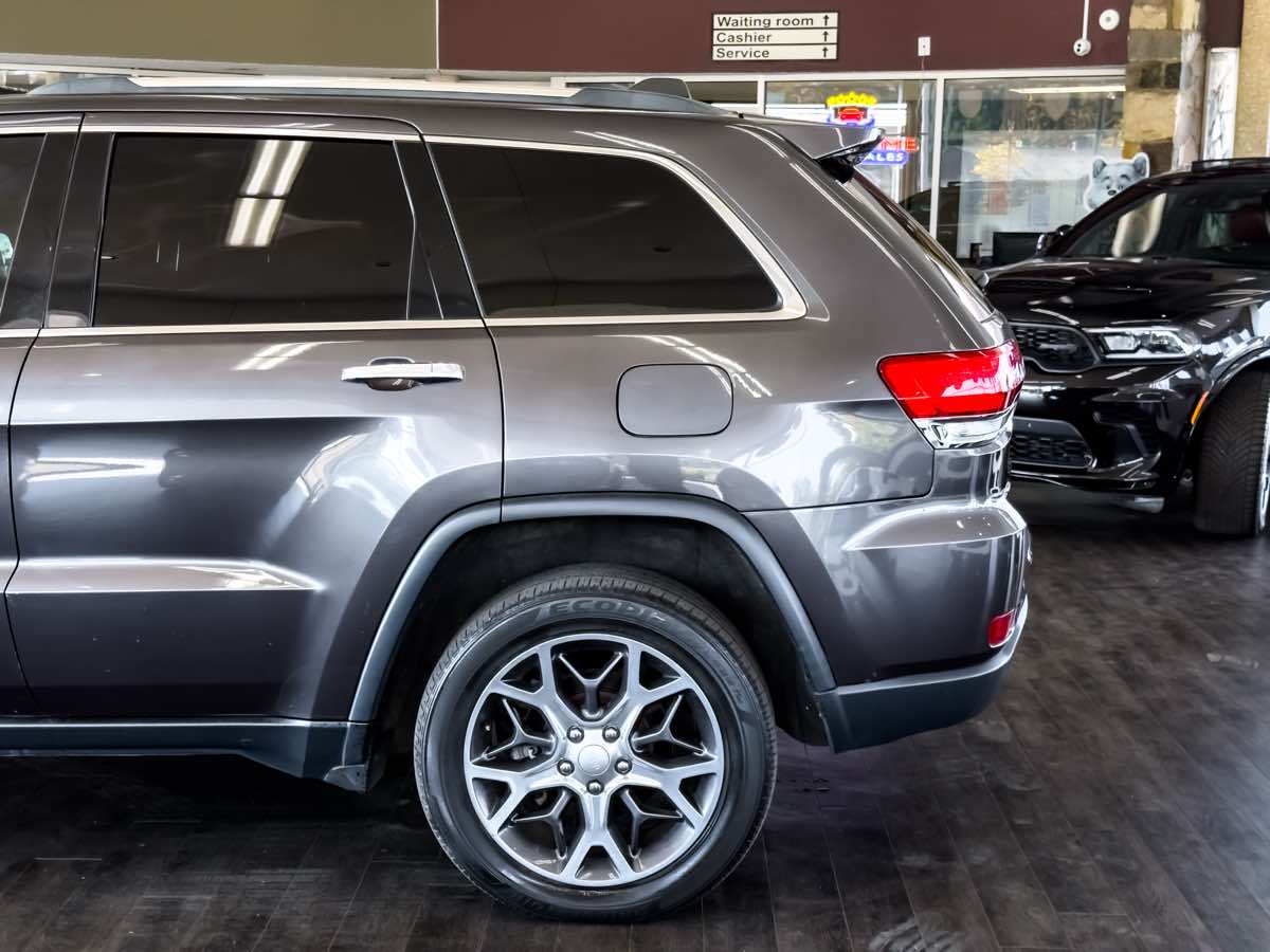 2019 Jeep Grand Cherokee Limited photo 7