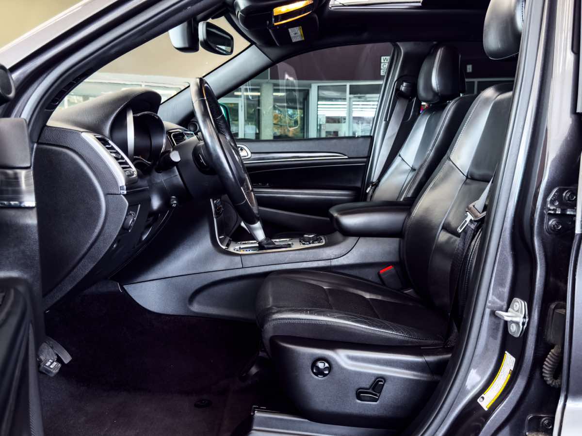 2019 Jeep Grand Cherokee Limited photo 21