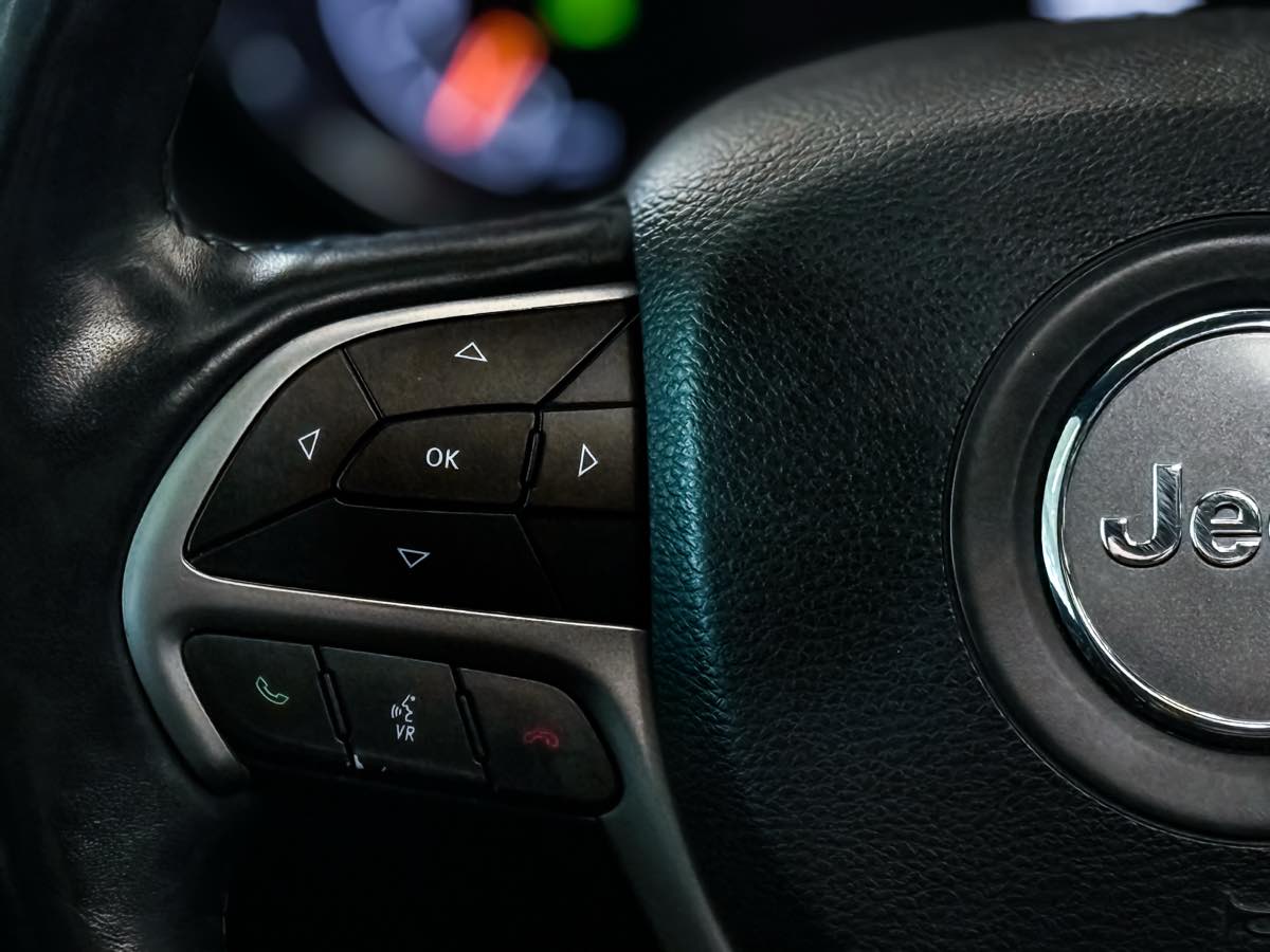 2019 Jeep Grand Cherokee Limited photo 31