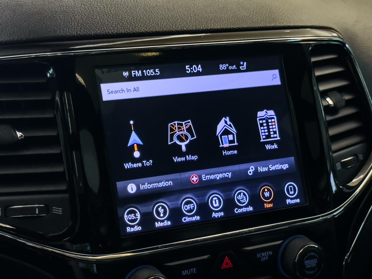 2019 Jeep Grand Cherokee Limited photo 39