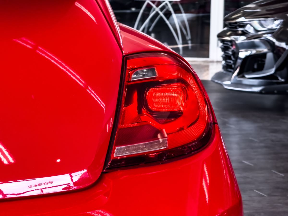 2015 Volkswagen Beetle Convertible 1.8T photo 14