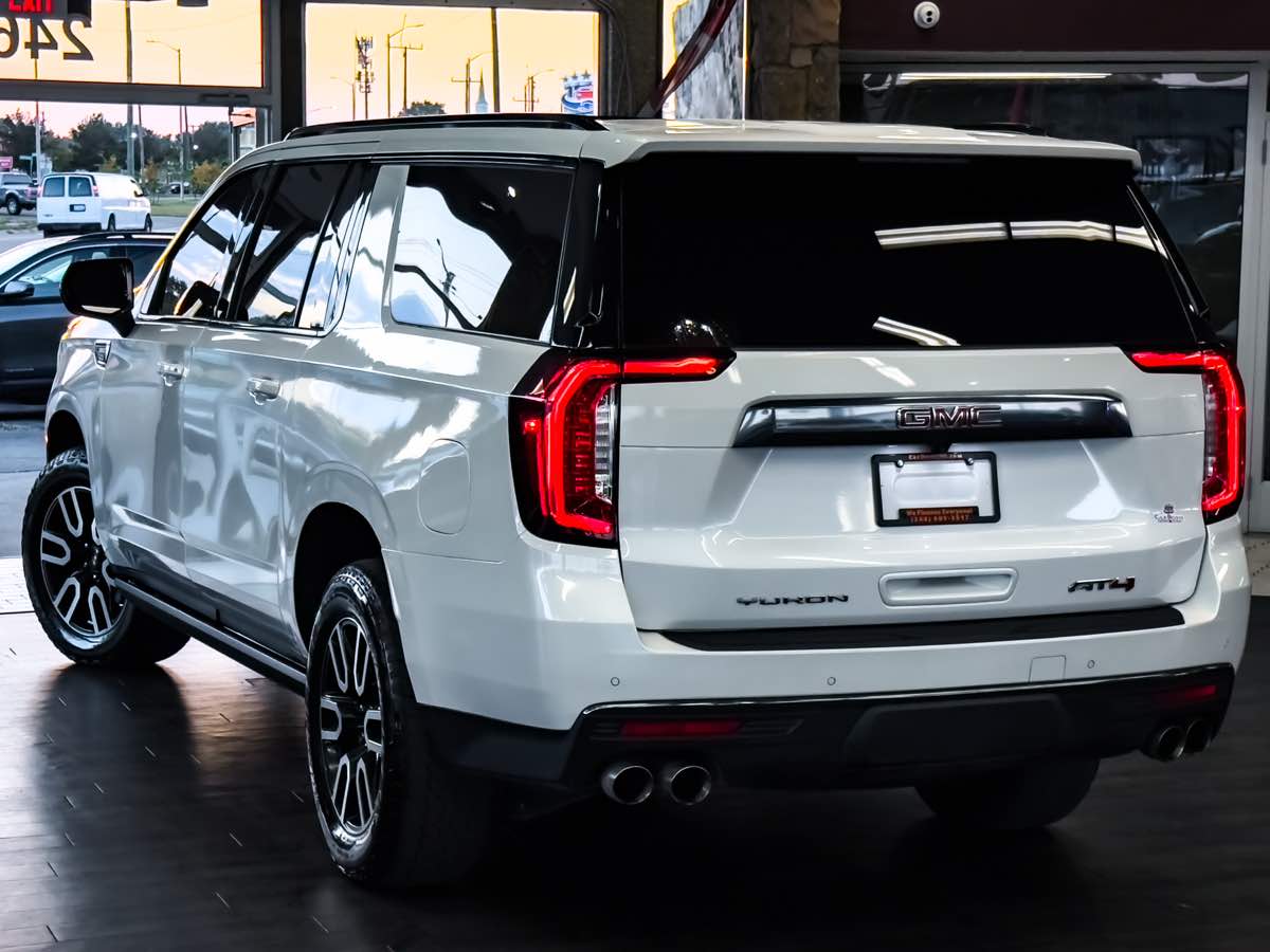 2022 Gmc Yukon XL AT4 photo 8