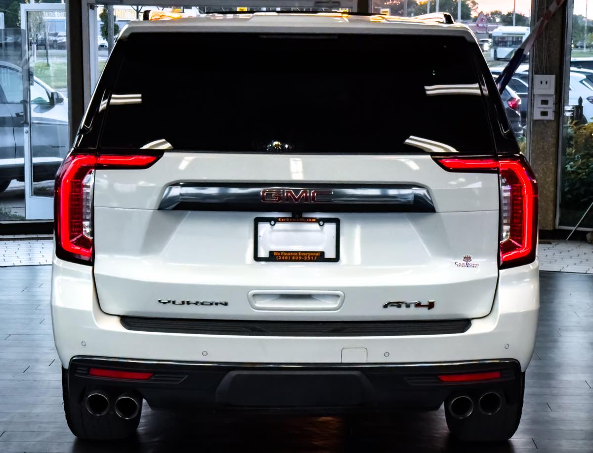 2022 Gmc Yukon XL AT4 photo 10