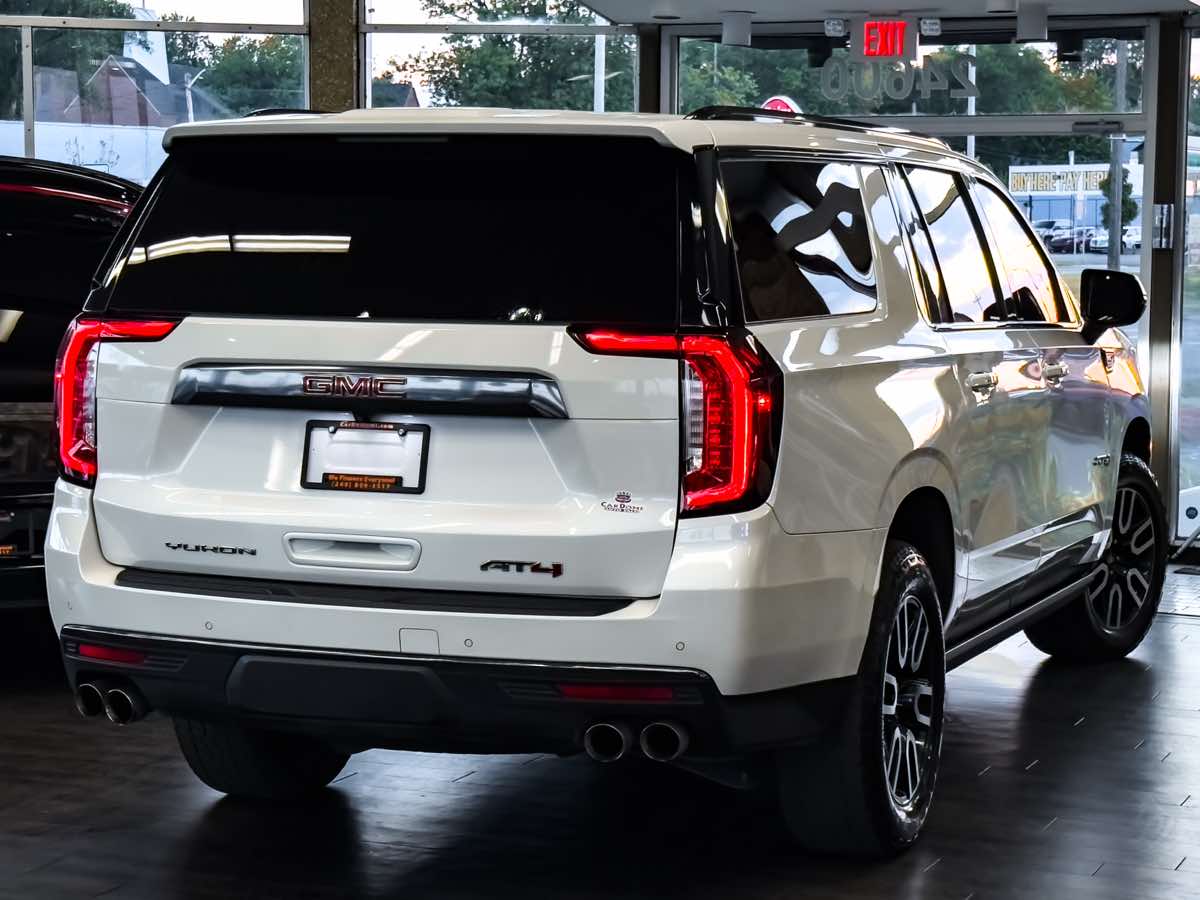 2022 Gmc Yukon XL AT4 photo 11