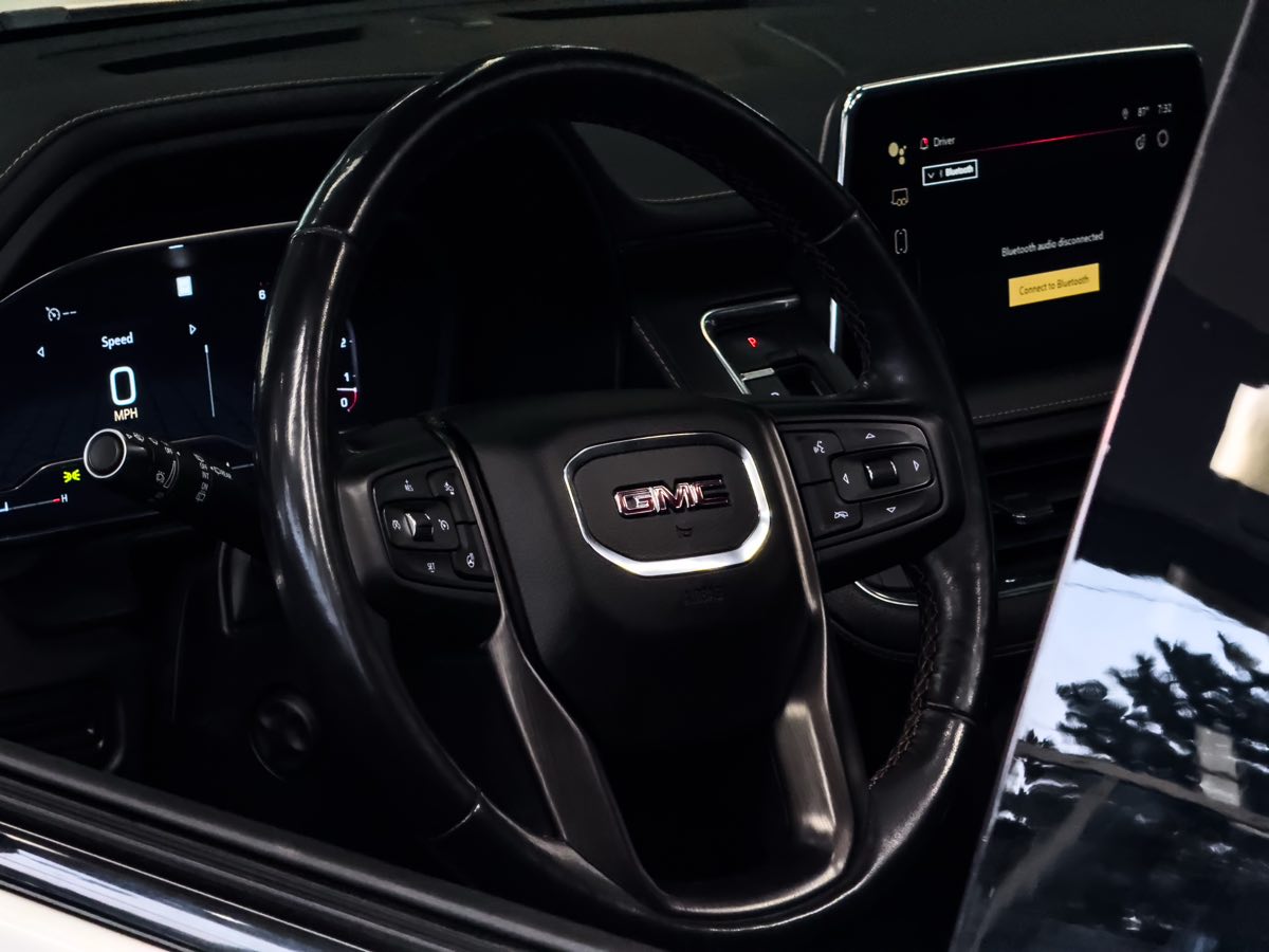 2022 Gmc Yukon XL AT4 photo 22
